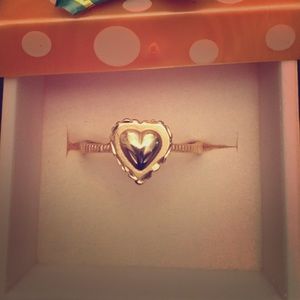 Vintage Michael Anthony 14k yellow gold heart ring